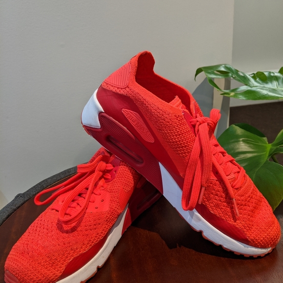 Nike Air Max Flyknit - Picture 3 of 8